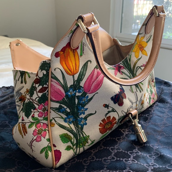 gucci flora shoulder bag
